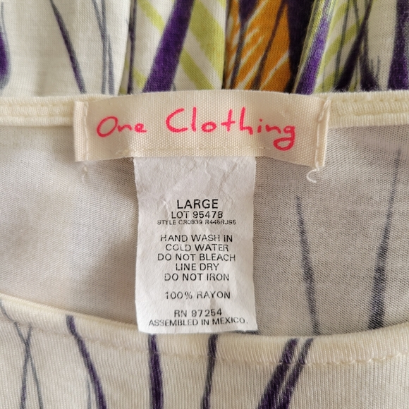 Vintage One Clothing Short Sleeve Blouse - Picture 3 of 3